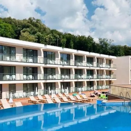 Grifid Foresta 3* Золотые Пески
